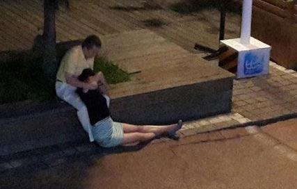 網(wǎng)傳青島醉酒女子遭3名男子猥褻不屬實 女子報案